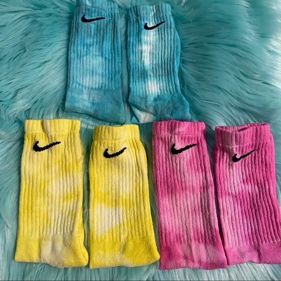 pastel nike socks